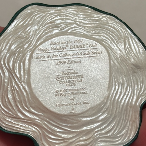 1999 Club Edition Barbie Ornament from Hallmark - Picture 10 of 10